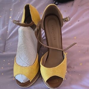 Ann Taylor Yellow Women's Shoes